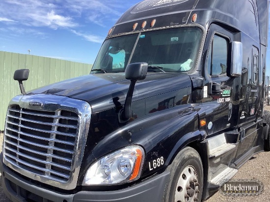 2016 Freightliner Cascadia Sleeper,