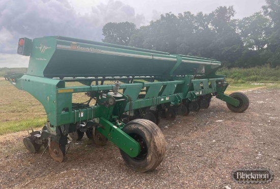 GREAT PLAINS 2525P GRAIN DRILL,