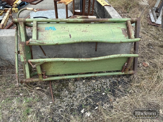 Head Gate