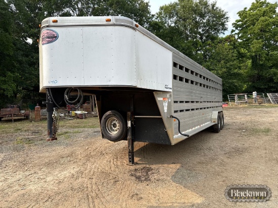 24 Sundowner Gooseneck Cattle Trailer