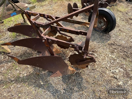 3 Bottom Plow W Coulters