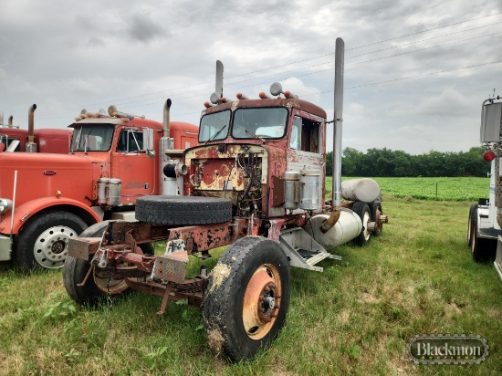 PETERBILT TRUCK TRACTOR,