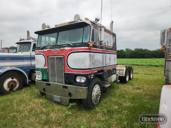 1975 PETERBILT COE TRUCK TRACTOR,