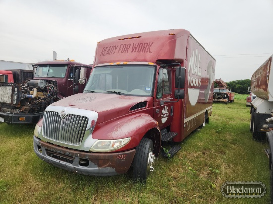 2005 INTERNATIONAL 4300 VAN BODY TRUCK,