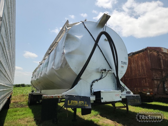 LEDWELL BULK FEED TRAILER,