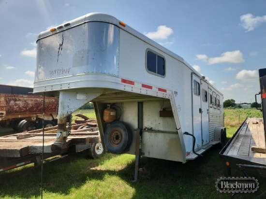 1999 FEATHERLITE HORSE TRAILER,