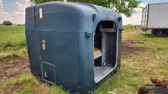PETERBILT UNIBILT 60" SLEEPER