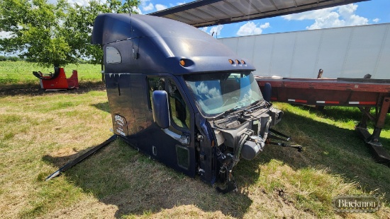 UNMOUNTED KENWORTH SLEEPER CAB