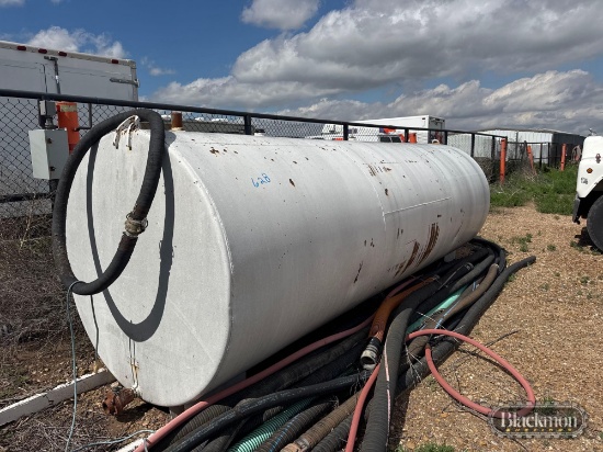 2,500 Gallon Fuel Tank & All Suction Hose