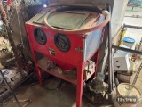 Central Pneumatic Sand Blast Cabinet