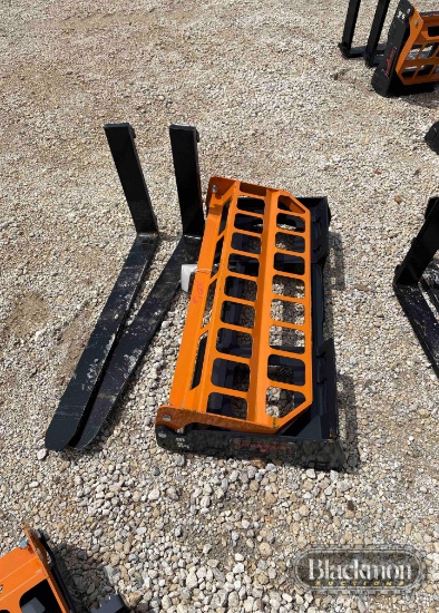 LANDHONOR SKID STEER ATTACHMENT,