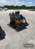 LAND HERO LDH-HT380 MINI TRACK SKID STEER,