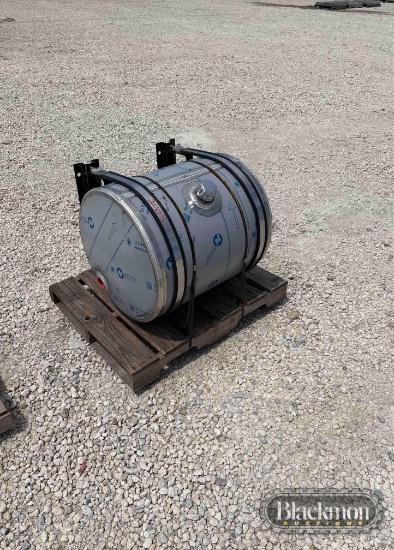 TRUCK/TRACTOR FUEL TANK,