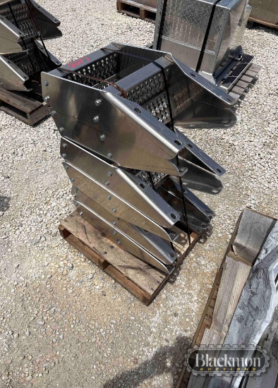 TRUCK/TRACTOR STEPS,