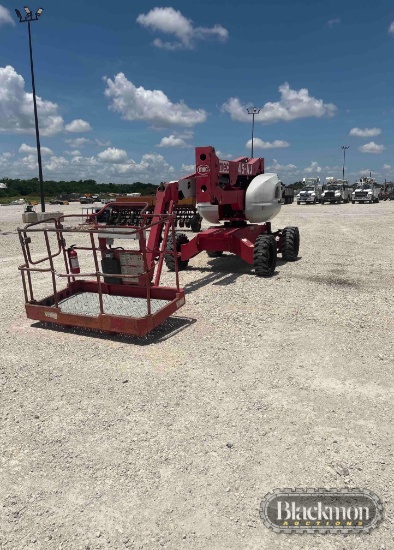 2018 MEC 45-AJ ARTICULATING BOOM LIFT,