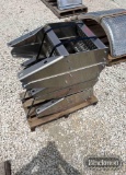 TRUCK/TRACTOR STEPS,
