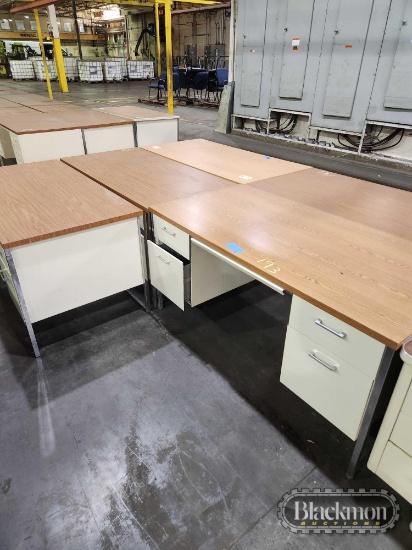 LOT OF DESKS