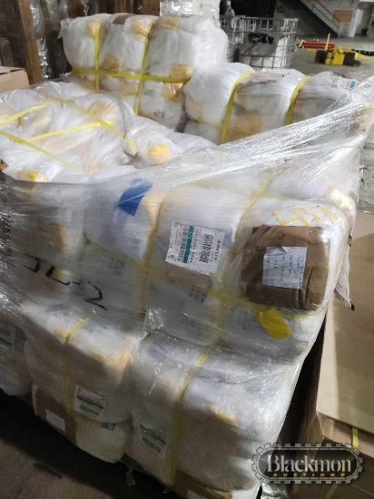 PALLET OF GLOVES