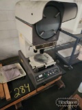 PROJECTOR