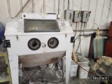 CENTRAL PNEUMATIC BLAST CABINET