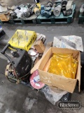 PALLET WITH MISC