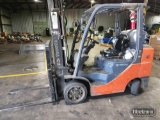 TOYOTA 40 FORKLIFT