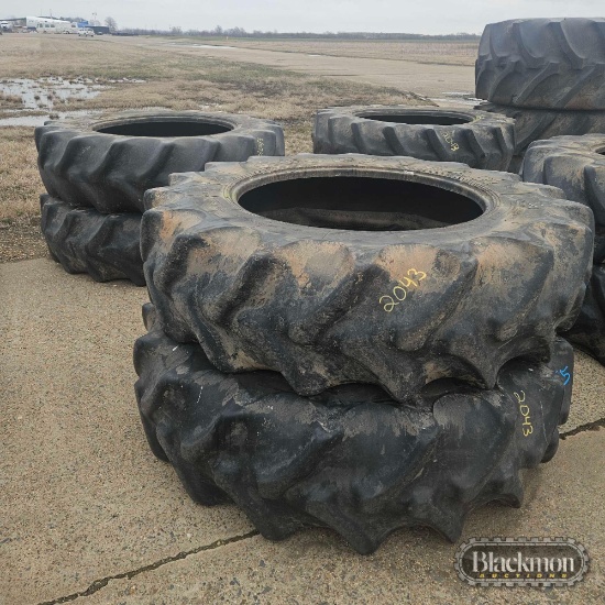 (8) 520/85R42
