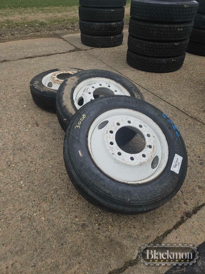 (3) TIRES ON PILOTS, 255/70R22.5