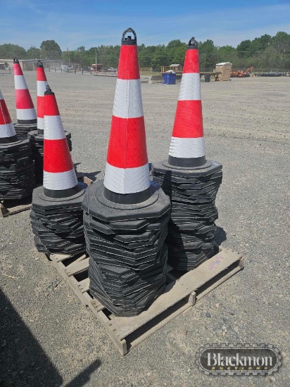 (66) Safety Traffic Cones
