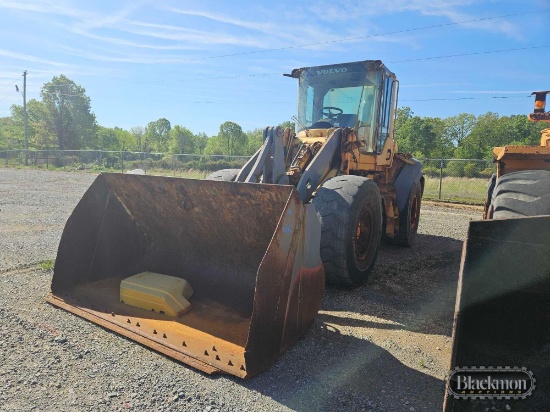 Volvo L60F Rubber Tired Loader,