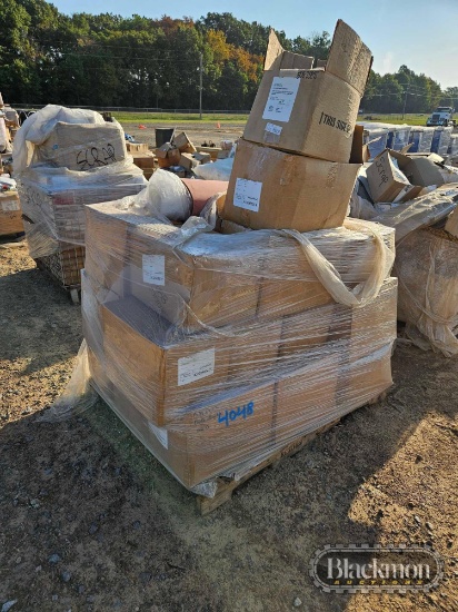 Pallet with Brush Bladed Scrubbers