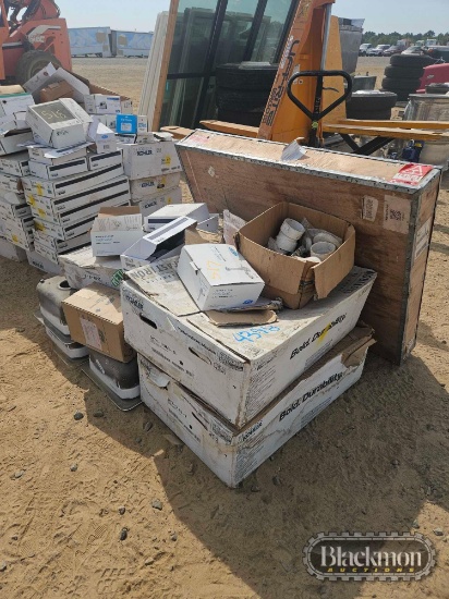 Lot of Sinks, Flush Valves, and Miscellaneous