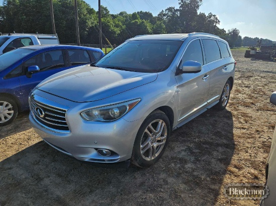 2013 INFINITY JX35 SUV,