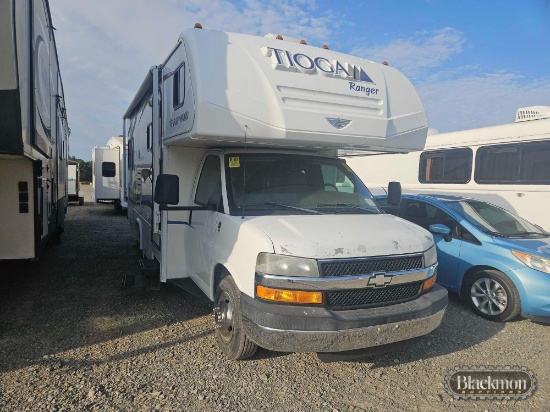2010 Fleetwood Ranger Tioga Motorhome on 2008 Chevrolet Express Chassis,