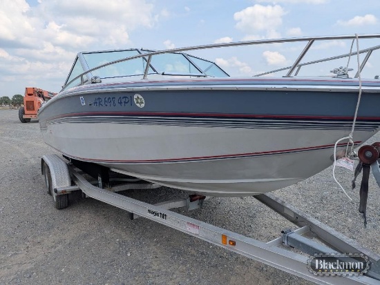 1985 Chris Craft Scorpion 210 Ski Boat,