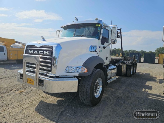 2013 Mack GU813 Roll Off Truck,
