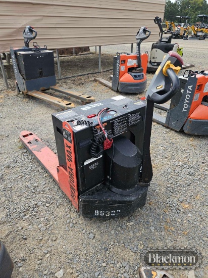 Toyota TWB40 Pallet Jack,