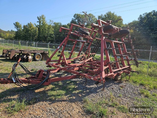International 496 Disc,