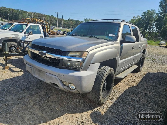 2002 Chevrolet Avalanche Truck,