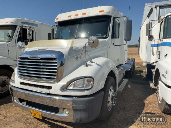 2009 Freightliner Sleeper Truck Tractor