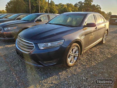 2017 Ford Taurus,