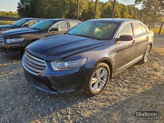 2017 Ford Taurus,