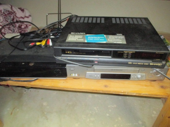 Samsung BD-1400 Blu-Ray Disc Player & VHS Players