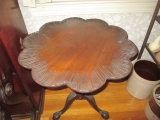 Scalloped Round Table 26