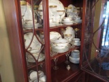 Noritake Oxford Pattern Dinner Service - most in very good condition (some as found)