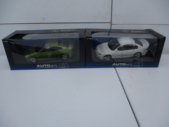 AUTOart Performance Holden Monaro CV8 and HSV. VT2 Clubsport R8 1.18 Die Cast MIB