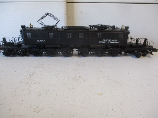 Cleveland Union Terminal Electric 4664, #1050 Plastic O Gauge Engine in Case 21"