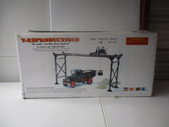 T-Reproductions, 2-202A Sand & Gravel Truck (1932) Type II Buddy L # 008 of 475 MIB