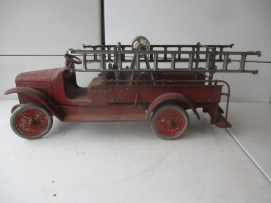 Buddy "L" CFD Fire Dept Ladder Truck 25 1/2"
