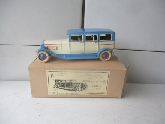 Baron 540 Car Dusseldorfer Blechspielwaren with People Tin Windup - 13"